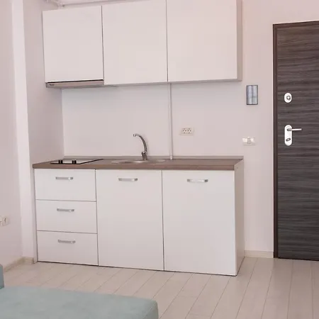 מלון דירות Building Stefan *