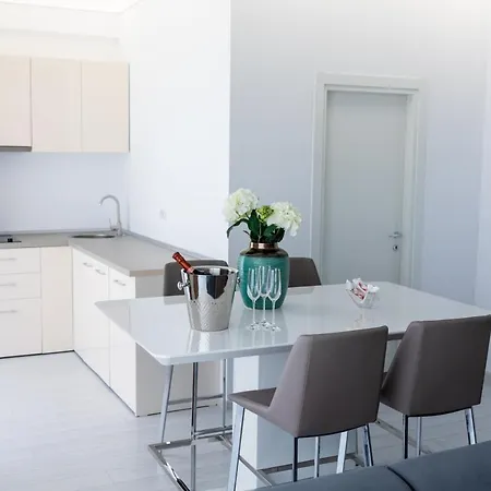 מלון דירות Building Stefan