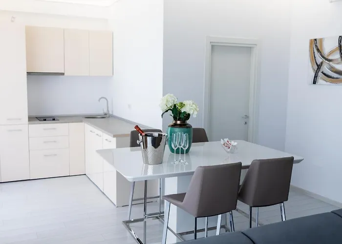 Aparthotel Building Stefan