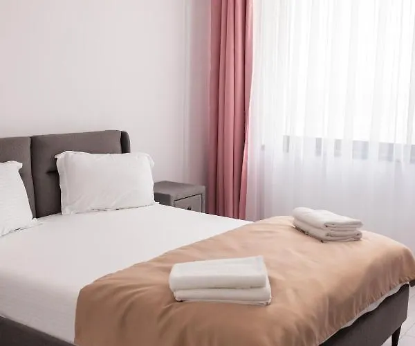 Building Stefan Aparthotel 3*